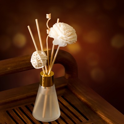 Go-touch 40ml luxury scent aroma fragrant perfume liquid air freshener reed ratan diffuser with sticks glass bottle